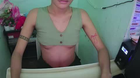 alexa04052007 online show from October 7, 2025, 6:32 am