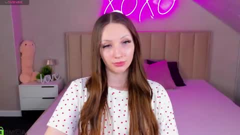 Snapshot of alexa_carte chatting on June 13, 2026, 7:39 am Alexa online show from June 13, 2026, 7:39 am