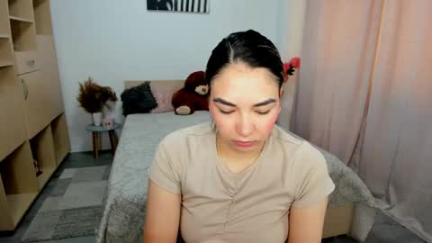 Snapshot of alexa_dolly chatting on May 9, 2026, 7:13 am Alexa online show from May 9, 2026, 7:13 am