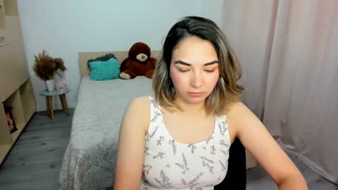 Snapshot of alexa_dolly chatting on June 16, 2026, 8:06 am Alexa online show from June 16, 2026, 8:06 am