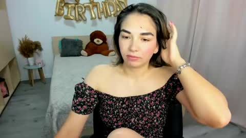 Snapshot of alexa_dolly chatting on July 30, 2026, 6:45 am Alexa online show from July 30, 2026, 6:45 am