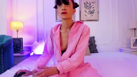Alexa  online show from May 28, 2026, 2:03 pm