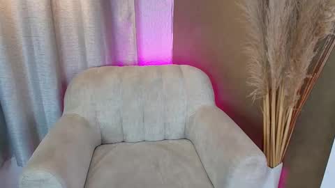 alexa_foxx27 online show from March 5, 2025, 8:53 pm