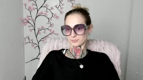 Snapshot of alexa_kittie chatting on July 11, 2026, 11:35 am Alexa online show from July 11, 2026, 11:35 am