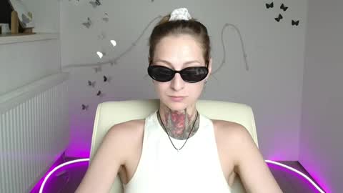 Snapshot of alexa_kittie chatting on July 22, 2026, 11:24 am Alexa online show from July 22, 2026, 11:24 am