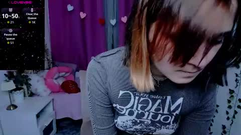 alexa_lexi online show from June 10, 2026, 11:31 am