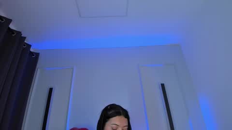 Alexa Millers online show from February 15, 2025, 7:27 am