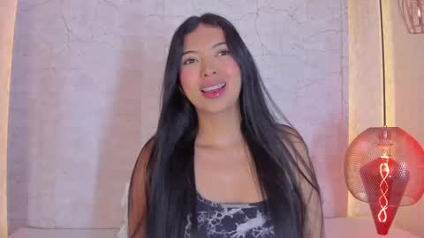 Alexa Millers online show from November 5, 2025, 4:23 am