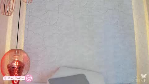 Alexa Millers online show from February 5, 2026, 3:33 am