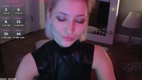 Snapshot of alexa_novak chatting on March 10, 2025, 5:22 am Alexa online show from March 10, 2025, 5:22 am