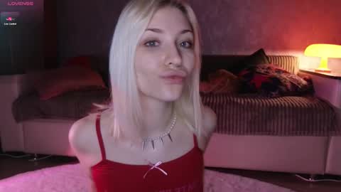 Snapshot of alexa_novak chatting on November 28, 2025, 3:42 am Alexa online show from November 28, 2025, 3:42 am