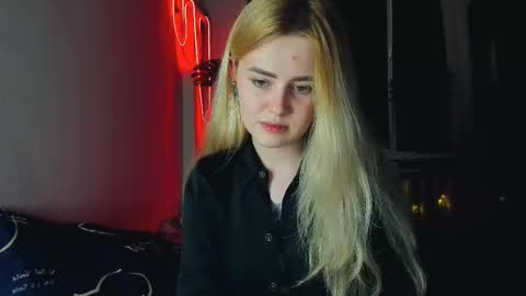 alexa_pirs online show from March 7, 2025, 5:49 pm