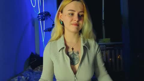 alexa_pirs online show from March 9, 2025, 9:14 pm