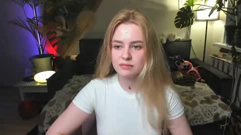 Snapshot of alexa_pirs chatting on May 16, 2026, 7:56 pm alexa_pirs online show from May 16, 2026, 7:56 pm