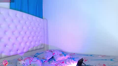   online show from September 14, 2025, 11:37 pm