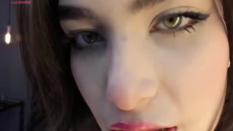 Alexa Thaylor online show from February 11, 2026, 2:33 pm