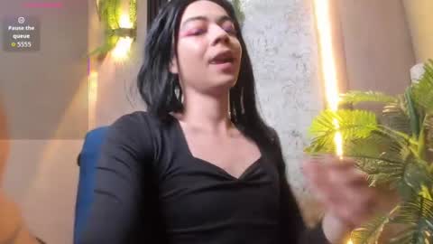 Snapshot of alexaa_carter chatting on May 19, 2026, 8:15 pm Alexa online show from May 19, 2026, 8:15 pm