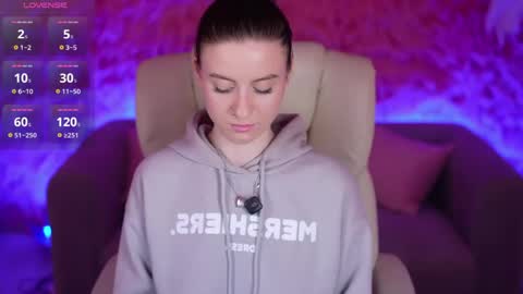 alexafleur online show from April 6, 2026, 4:46 am