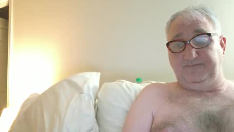 Snapshot of alexalabama chatting on April 27, 2026, 5:05 am Alex online show from April 27, 2026, 5:05 am