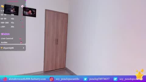 Alexandra Castillo online show from December 25, 2024, 1:10 am