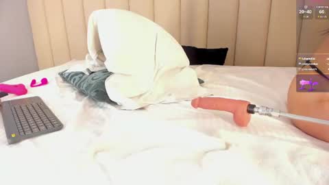 Snapshot of alexamonroe_ chatting on July 24, 2026, 5:00 pm Alexa online show from July 24, 2026, 5:00 pm