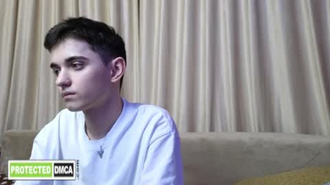 Snapshot of alexander_18_xxl chatting on April 15, 2026, 7:58 pm Alexander online show from April 15, 2026, 7:58 pm