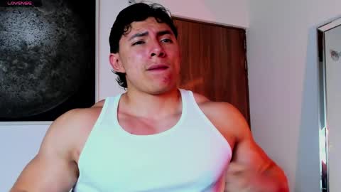 Snapshot of alexander_classy chatting on May 17, 2026, 1:47 am Alex online show from May 17, 2026, 1:47 am