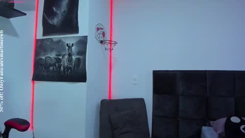 Onlyfansalexmartinezwb  Instagram alexwbmartinez  Twitter martinezcb937 online show from October 23, 2025, 11:03 pm