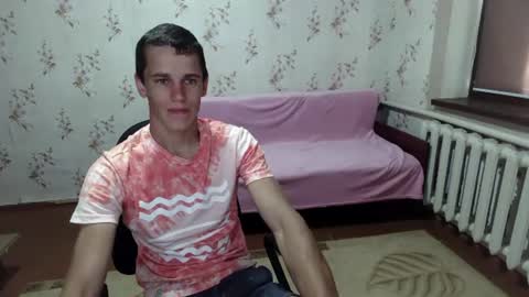 alexanderstrongs online show from July 31, 2026, 7:41 am