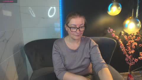 Snapshot of alexandra_kind chatting on December 17, 2024, 2:33 pm Alexandra online show from December 17, 2024, 2:33 pm