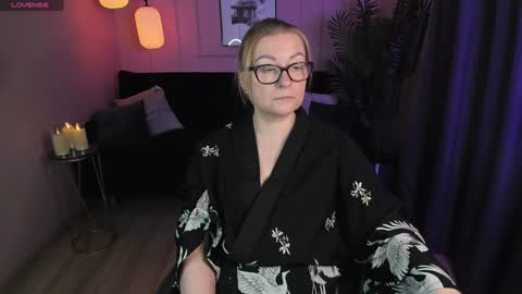 Snapshot of alexandra_kind chatting on January 21, 2025, 12:46 am Alexandra online show from January 21, 2025, 12:46 am