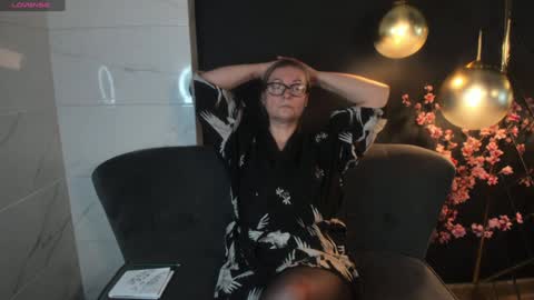 Snapshot of alexandra_kind chatting on January 25, 2025, 8:10 pm Alexandra online show from January 25, 2025, 8:10 pm