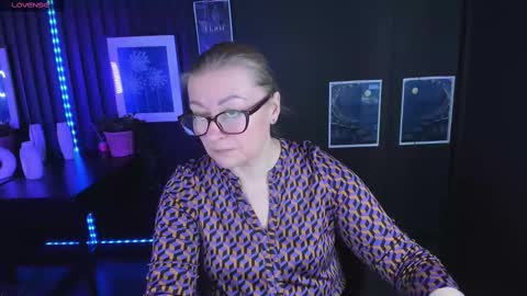 Snapshot of alexandra_kind chatting on February 21, 2025, 8:49 pm Alexandra online show from February 21, 2025, 8:49 pm