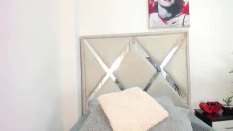 Snapshot of alexandra_torress chatting on February 4, 2026, 12:00 pm alexandra online show from February 4, 2026, 12:00 pm