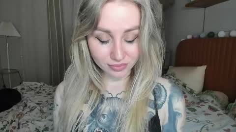 alexarush online show from April 19, 2026, 6:10 pm