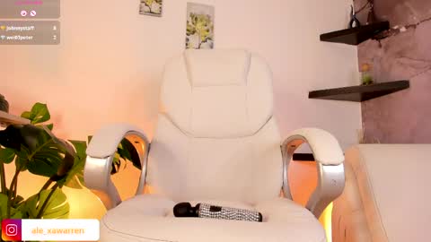 Snapshot of alexawarren_ chatting on May 11, 2026, 5:32 pm alexawarren_ online show from May 11, 2026, 5:32 pm