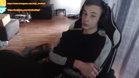 Alex online show from October 24, 2025, 2:13 pm
