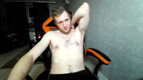 Snapshot of alexfox2018 chatting on January 27, 2025, 3:28 pm Alex online show from January 27, 2025, 3:28 pm