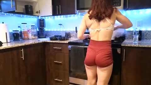 Alexi online show from December 11, 2024, 11:10 pm