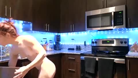 Alexi online show from January 6, 2025, 1:41 pm