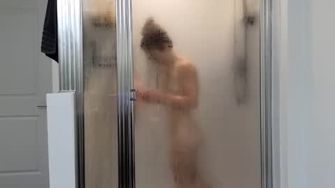 Alexi online show from January 15, 2025, 2:02 pm