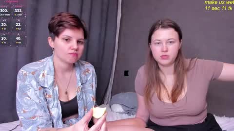 Alexia online show from December 9, 2024, 6:25 pm