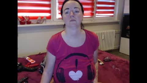 alexie33 online show from April 1, 2026, 6:36 am