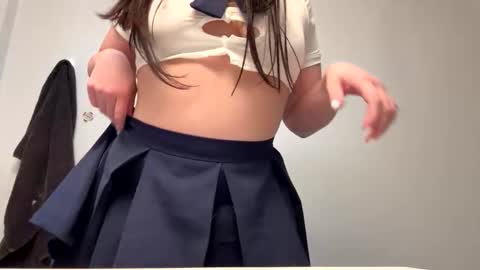 alexislove8 online show from December 14, 2025, 5:24 am