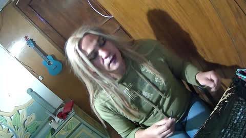 alexiss699 online show from December 16, 2024, 12:27 pm