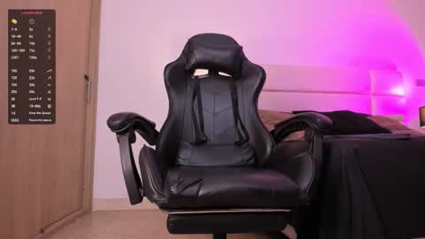 Alex Jaccob online show from December 15, 2025, 1:04 pm