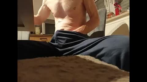 Snapshot of alexmannnn3 chatting on December 17, 2025, 7:03 am im xxl 22x6 Bitte Voten nach ShowPV Show Sexy bin uncut diese woche ab Uhr live cam Sklave Alex 22x6 Uncut Ass Cums online show from December 17, 2025, 7:03 am