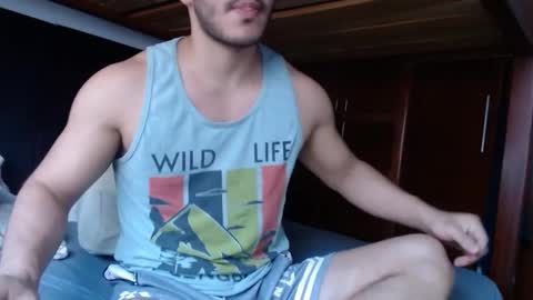 alexsb1998 online show from February 1, 2025, 10:44 pm