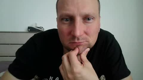 Snapshot of alexswitch8888 chatting on July 7, 2026, 6:47 am Alex online show from July 7, 2026, 6:47 am