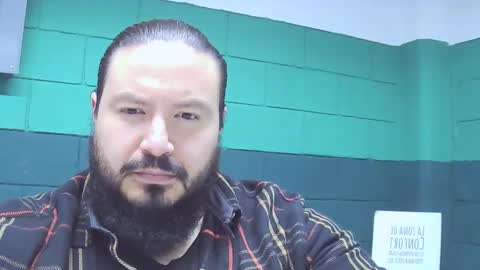 Snapshot of alextambet chatting on December 23, 2024, 1:13 pm alextambet online show from December 23, 2024, 1:13 pm